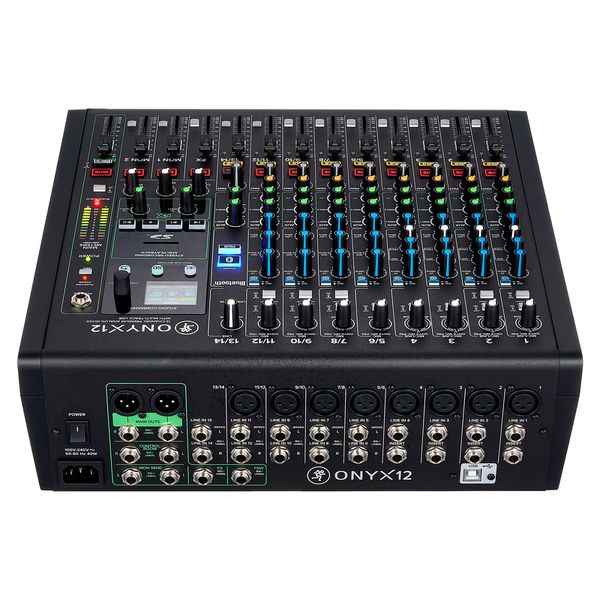 Mackie Onyx12