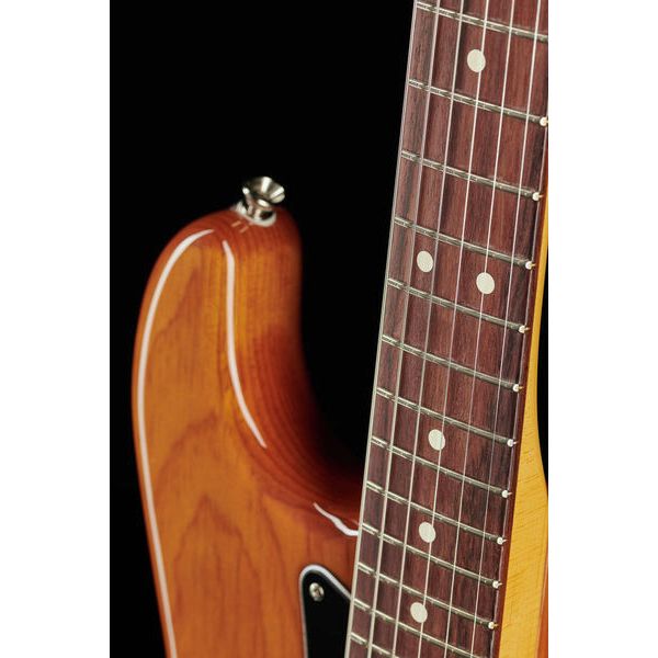 Fender AM Pro II Strat RST PIN