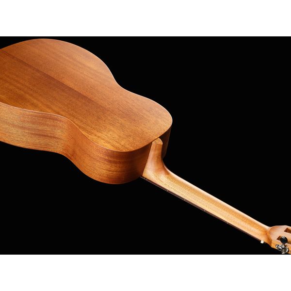 Richwood P-50 Parlor