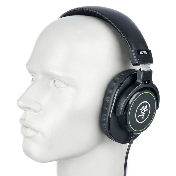 Mackie MC-100