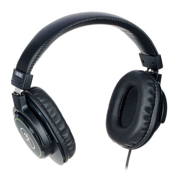 Mackie MC-100