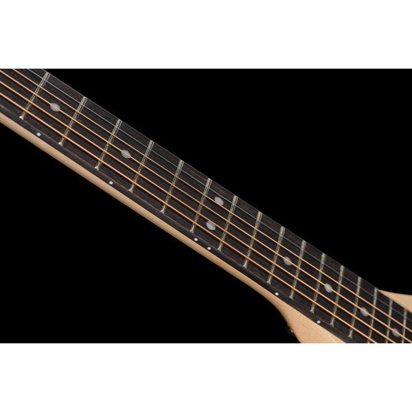 Traveler Guitar Ultra Light Acoustic Maple