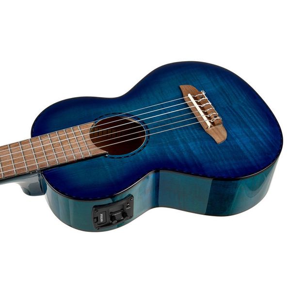 Ortega RGLE18BLF Guitarlele