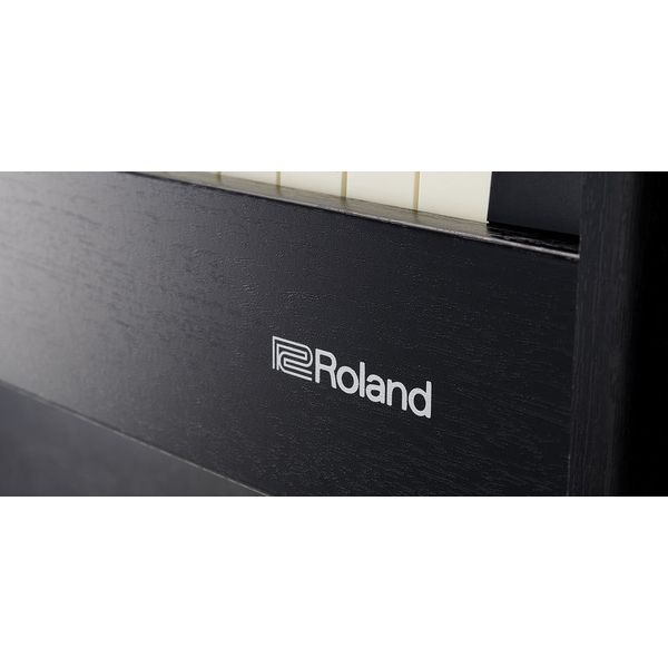 Roland F-701CB
