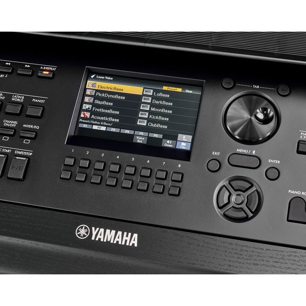 Yamaha DGX-670 B