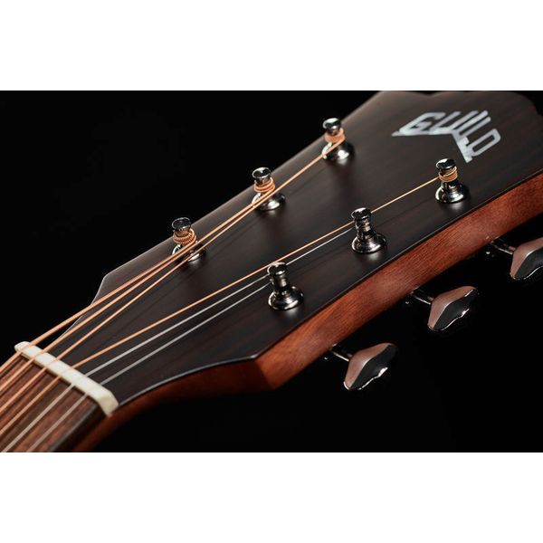 Guild F-240E