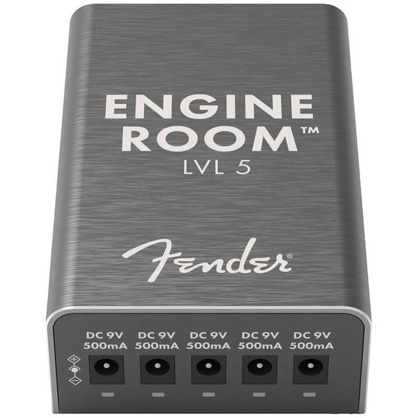Fender pedalboard with engine room lvl8