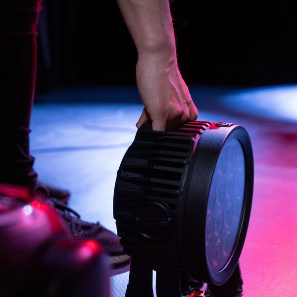 Cameo Flat Pro 18 G2