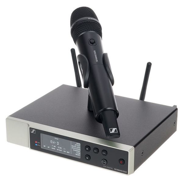 Sennheiser EW-D Evolution Wireless Digital System With 835-S Handheld  Microphone R1-6