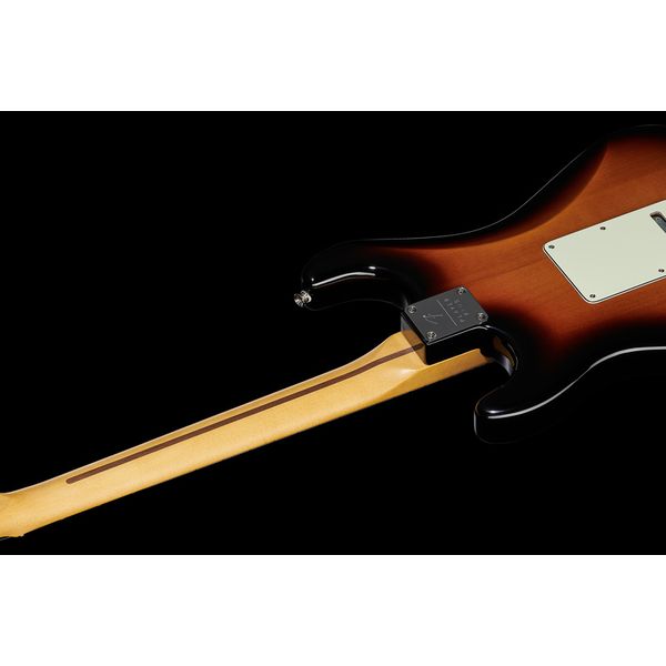 Fender Player Plus Strat HSS MN 3CSB