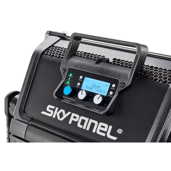 ARRI SkyPanel S30-C Bk