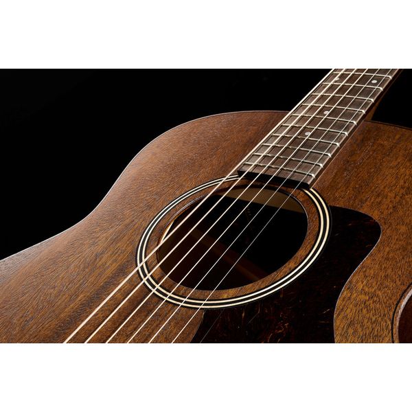 Taylor GTe Mahogany