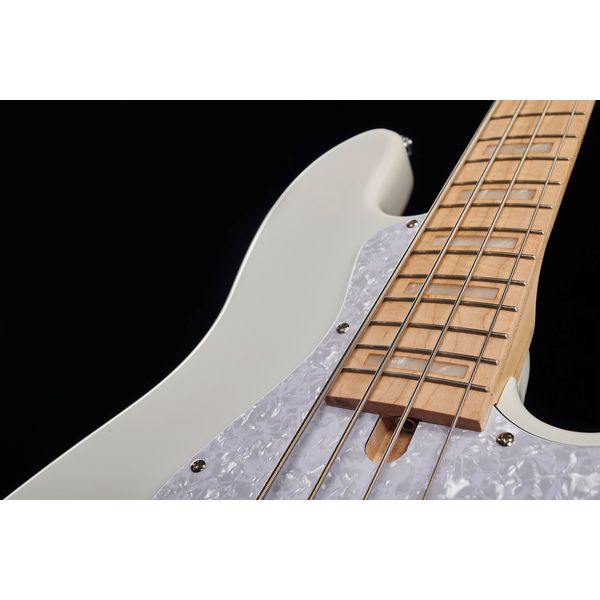 Cort Elrick NJS4 White