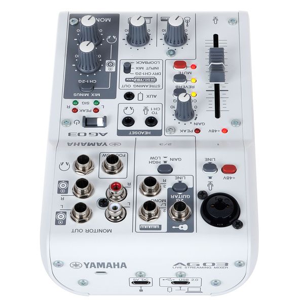 YAMAHA AG03MK2B - Table de mixage avec carte son intégrée (noire) YAMAHA  AG03MK2B : Audio light - Magasin d'instruments de musique à Agen