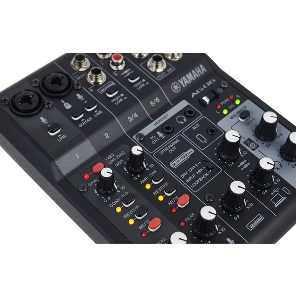 YAMAHA AG06 MK2 WH - Table de mixage USB et carte son 