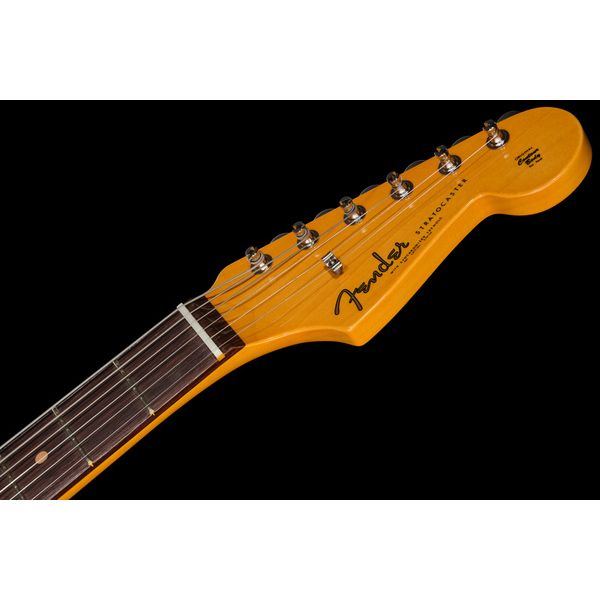 Fender AV II 61 STRAT RW WT3TB