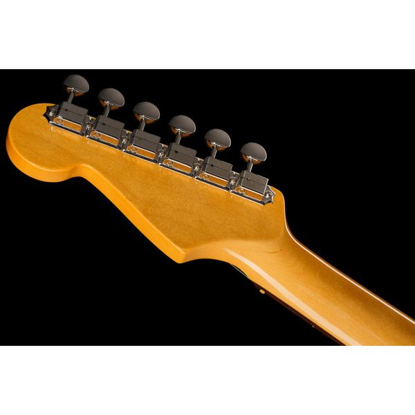 Fender AV II 61 STRAT RW OWT