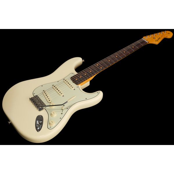 Fender AV II 61 STRAT RW OWT