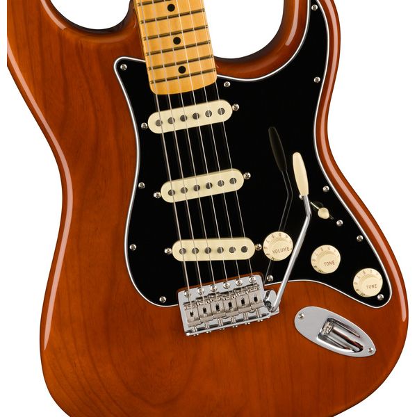 Fender AV II 73 STRAT MN MOC