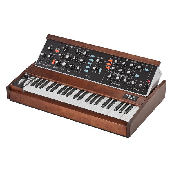 Moog Minimoog Model D 2022 - best synthesizers 1980s