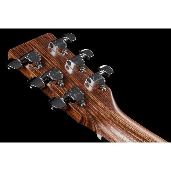 Martin Guitars LX1