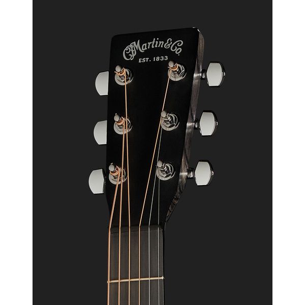 Martin Guitars DX Johnny Cash
