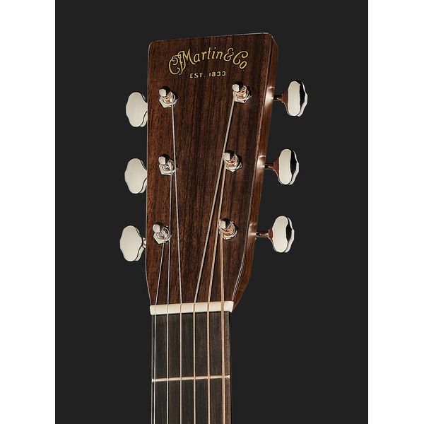 Martin Guitars D-28 Lefthand