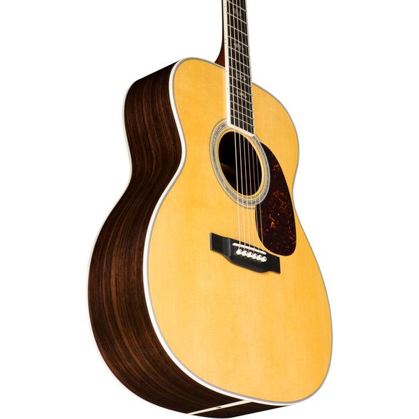 Martin Guitars J40