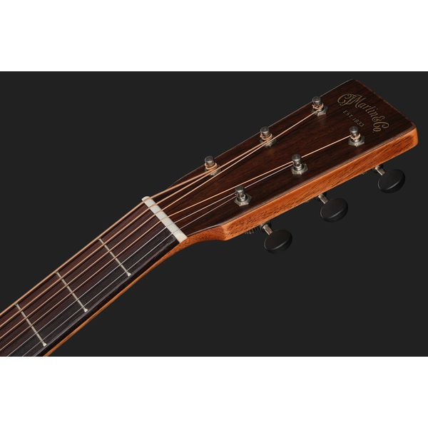 Martin Guitar 000-16 StreetMaster