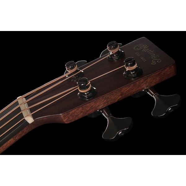 Martin Guitars BC-16E