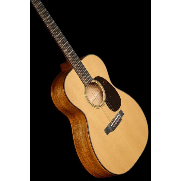 Martin Guitars 000-18 Modern Deluxe