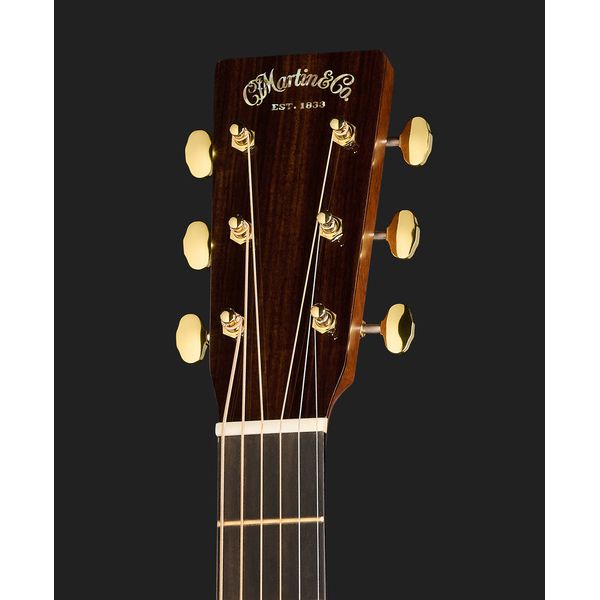 Martin Guitars 000-18 Modern Deluxe