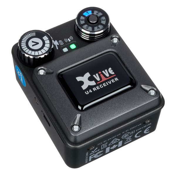 Xvive XVIVE In-Ear Monitor Wireless System w/ T-9 Monitors & Case -  Microphones from Prebeat UK
