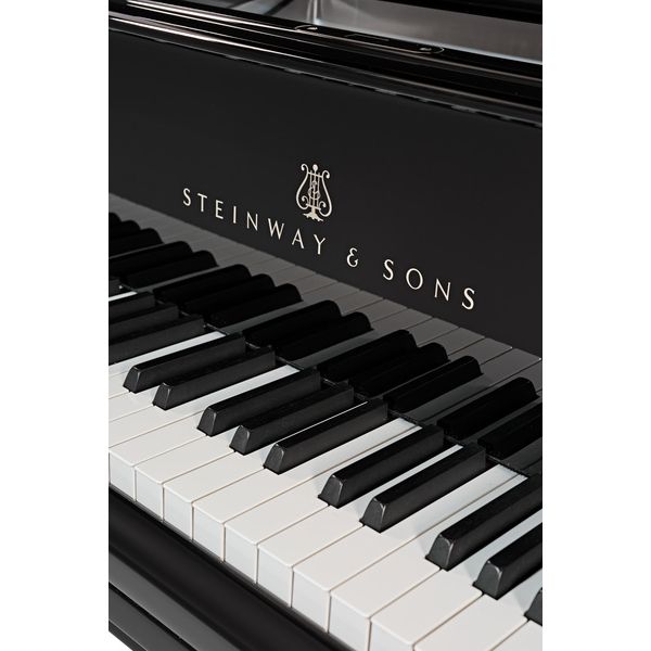 Steinway & Sons L Grand Piano