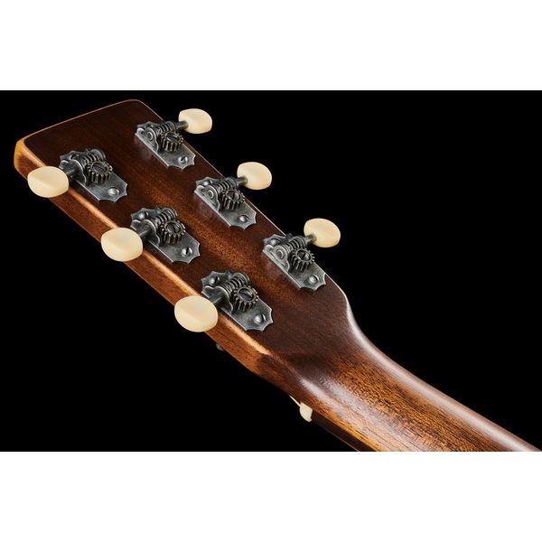Martin Guitars 000-16 StreetMaster LH