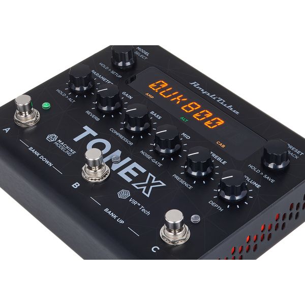 IK Multimedia ToneX Pedal