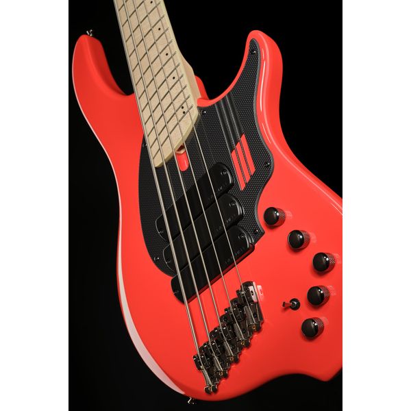 Dingwall NG3 Nolly Sig.5 Fiesta Red