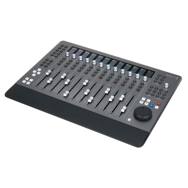 Avid S4 - Console de mixage pour la musique et la diffusion audio