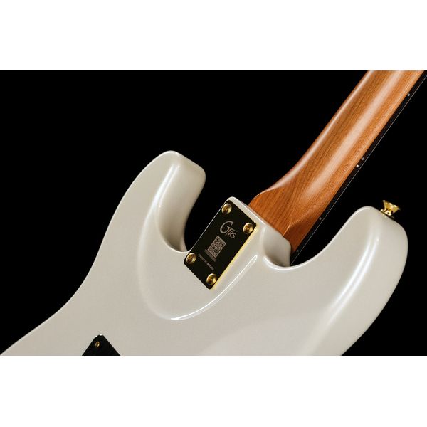 Mooer GTRS Guitars Standard 900 W PW