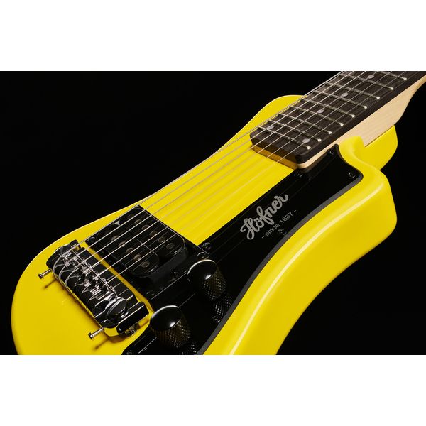 Höfner Shorty Guitar Yellow