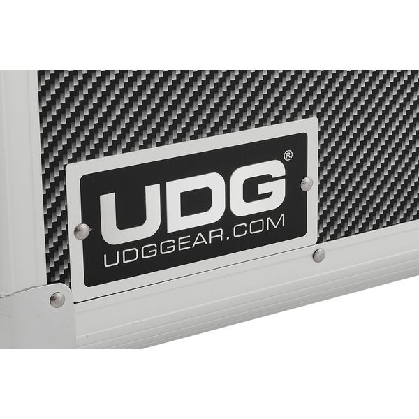 UDG Pick Foam Carbon Flightcase M