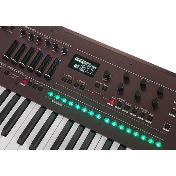 Test Korg Opsix synthétiseur FM avec clavier et séquenceur