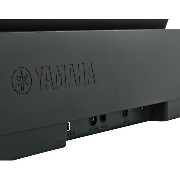 Yamaha P-145 B Home Bundle