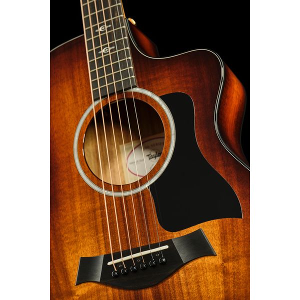 Taylor 222ce-K DLX
