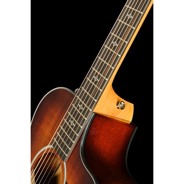 Taylor 222ce-K DLX