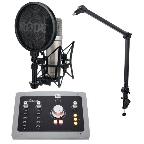 Rode NT1 Signature Condenser Microphone Microphone Stand Bundle at