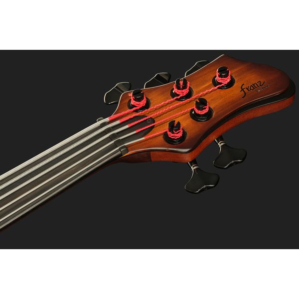 Franz Bassguitars Kuma 5 Fretless