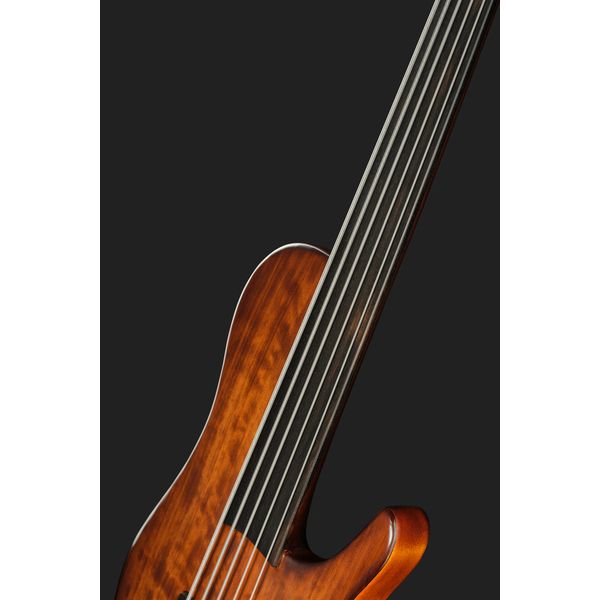 Franz Bassguitars Kuma 5 Fretless