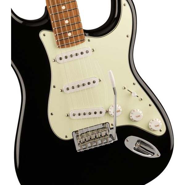 Fender LTD Player Strat BK