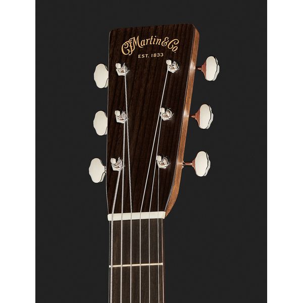 Martin Guitars SC-28E